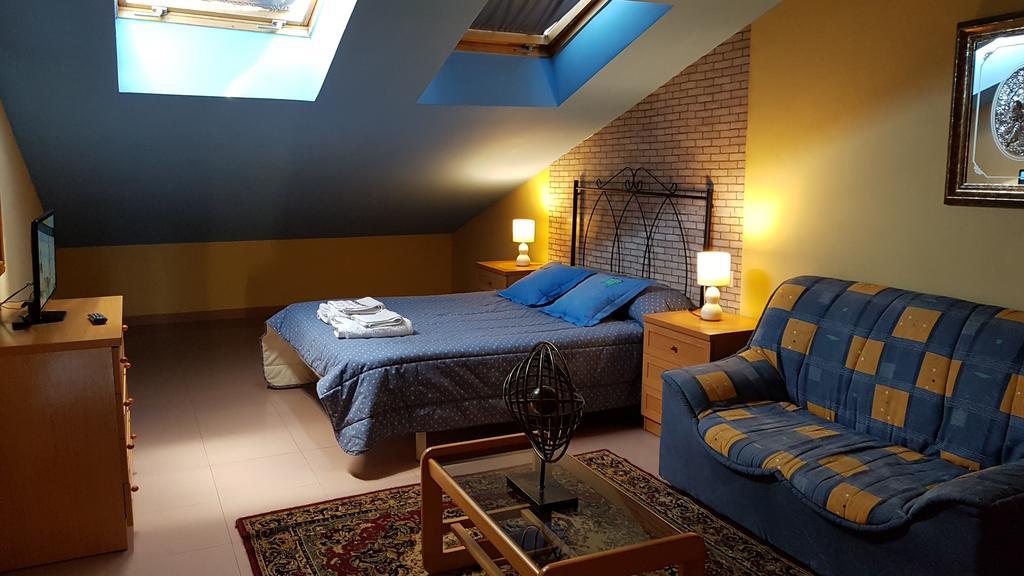 Apartamento Atico Select Real Caldas De Reis Bagian luar foto